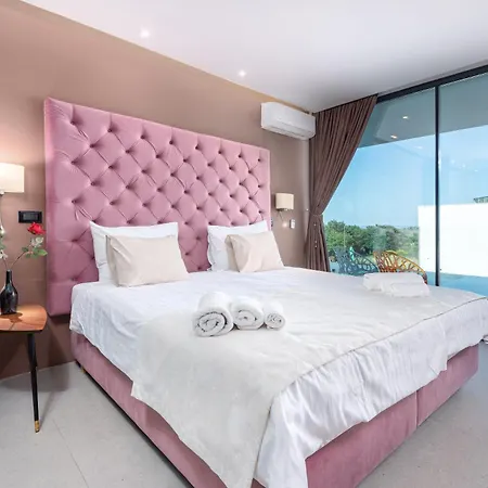 Grande Arche Ližnjan