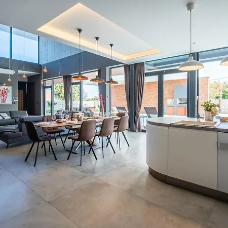 Willa Grande Arche Ližnjan