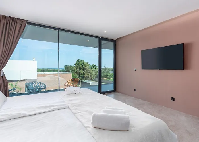 Villa Grande Arche *